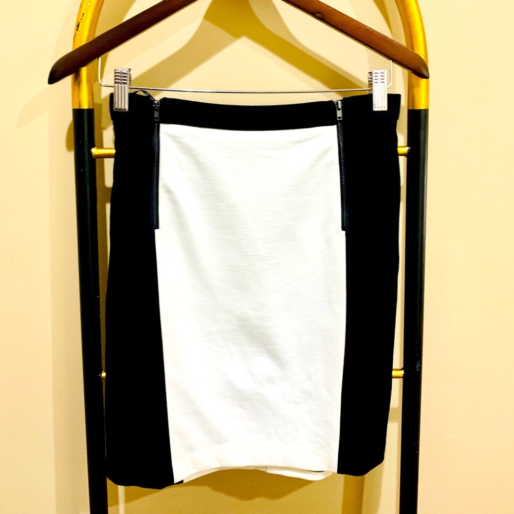 NWT MNG Pencil Skirt
